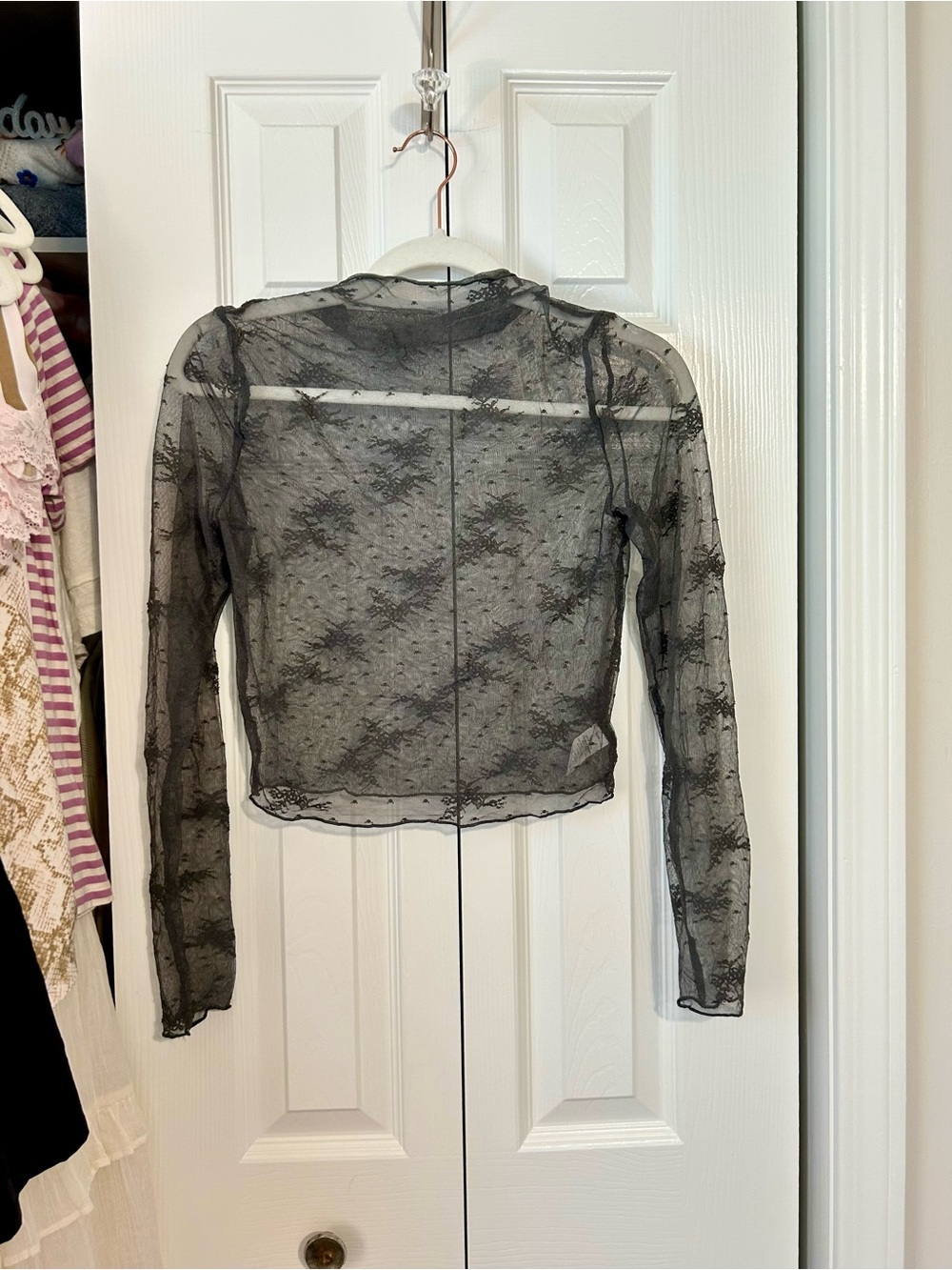 aerie Sheer Charcoal Long Sleeve Lace Crop Top